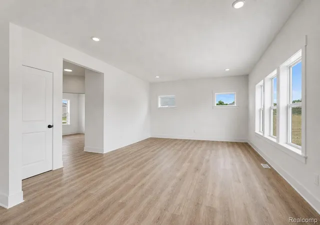 Photo 2 of Single family home for sale at 5421 Lily Ann Ln, Dryden Township Lapeer, MI 48428 | MLS# 20261041787 | Listing updated on 2026-08-29