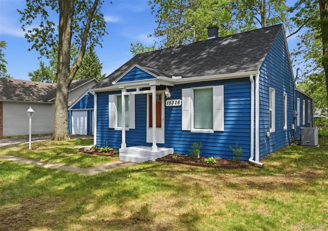 3rd image of 15326 Brookfield St, Livonia, MI 48154 | MLS# 20261041794