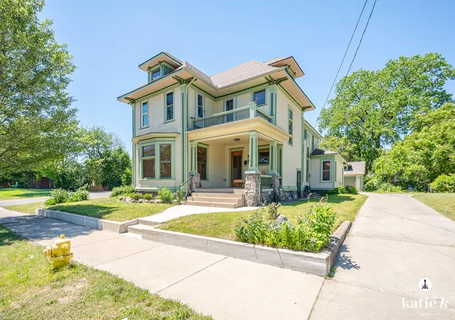 2nd image of 427 James Ave Se, Grand Rapids, MI 49503 | MLS# 65026027438