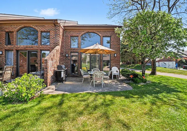 2nd image of 212 Harbor Dr, Ludington, MI 49431 | MLS# 67026027439