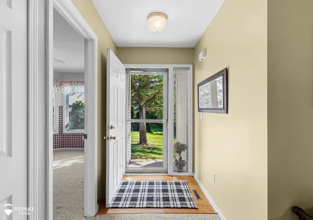 Photo 3 of Condo for sale at 9340 Rayna Dr, Davison, MI 48423 | MLS# 5050210346 | Listing updated on 2026-09-04