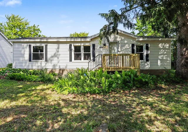 Photo 2 of Single family home for sale at 12057 M 40, Pine Grove Township Van Buren, MI 49055 | MLS# 66026027452 | Listing updated on 2026-06-07