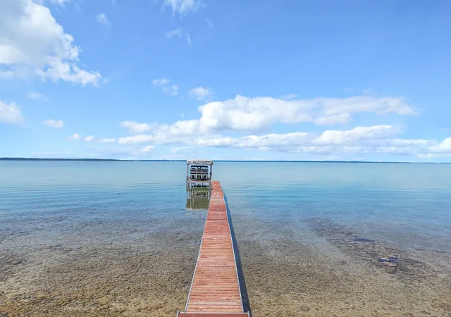 3rd image of 2014 Birchview Dr, Kewadin, MI 49648 | MLS# 78080069297