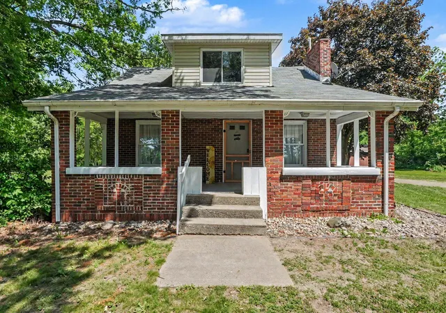 Photo 1 of Single family home for sale at 6375 Benton Rd, Jackson, MI 49201 | MLS# 55026027468 | Listing updated on 2026-06-16
