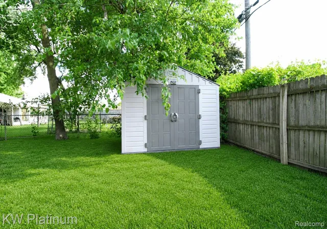 23rd image of 4452 Croissant St, Dearborn Heights, MI 48125 | MLS# 20261041844