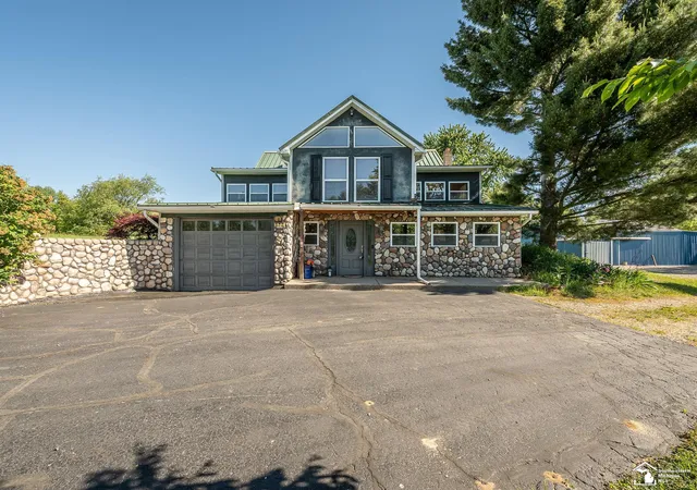 Homes for sale in Lima Township Washtenaw, MI | 123 S Freer Rd, Lima Township Washtenaw, MI 48118 | MLS# 57050210367