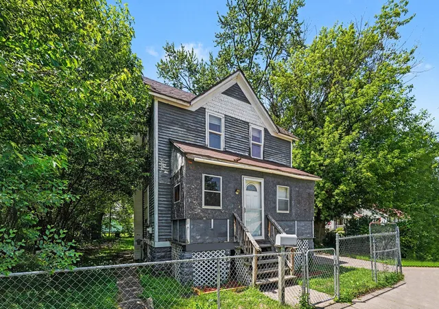 Photo 1 of Sale Pending at 1533 N Westnedge Ave, Kalamazoo, MI 49007 | MLS# 66026027506 | Listing updated on 2026-08-25