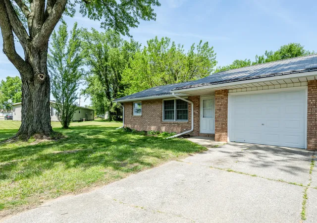 Photo 2 of Multi family home for sale at 6834 E Napier Ave, Benton Harbor, MI 49022 | MLS# 69026027502 | Listing updated on 2026-10-09