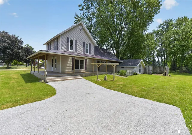 3rd image of 5813 W Temperance Rd, Ottawa Lake, MI 49267 | MLS# 57050210381