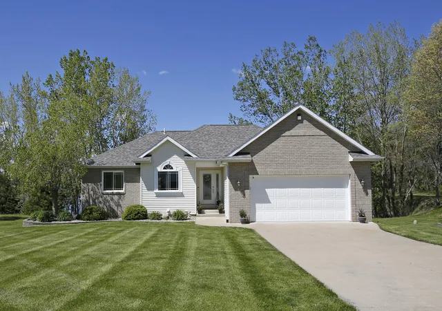 Photo 2 of Single family home for sale at 69100 Chief Ct, White Pigeon, MI 49099 | MLS# 68026027529 | Listing updated on 2026-08-05