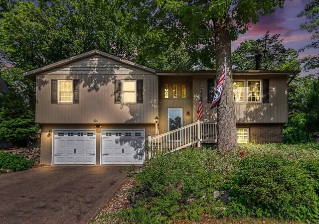 46th image of 8275 Valleywood Ln, Portage, MI 49024 | MLS# 66026027530