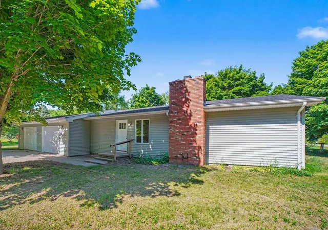 1st image of 8220 E Upham Dr, Mount Pleasant, MI 48858 | MLS# 79080069326