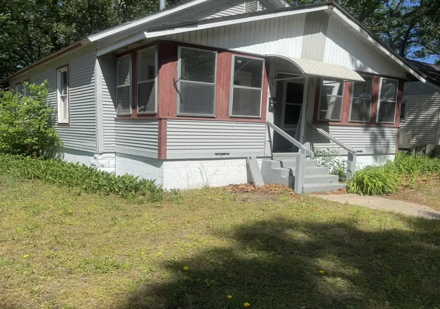 Homes for sale in Muskegon Heights City Muskegon, MI | 2937 8th St, Muskegon Heights City Muskegon, MI 49444 | MLS# 65026027571