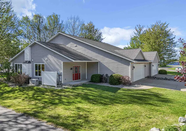 1st image of 122 Davidsen Shores Dr, Cadillac, MI 49601 | MLS# 78080069327