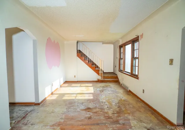 Photo 4 of Single family home for sale at 19126 Stotter St, Detroit, MI 48234 | MLS# 20261041951 | Listing updated on 2026-07-22