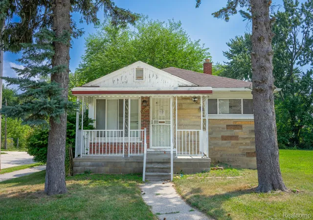 Photo 1 of Single family home for sale at 13150 Glenfield St, Detroit, MI 48213 | MLS# 20261041953 | Listing updated on 2026-06-12