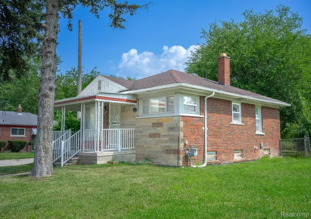 Photo 2 of Single family home for sale at 13150 Glenfield St, Detroit, MI 48213 | MLS# 20261041953 | Listing updated on 2026-06-12