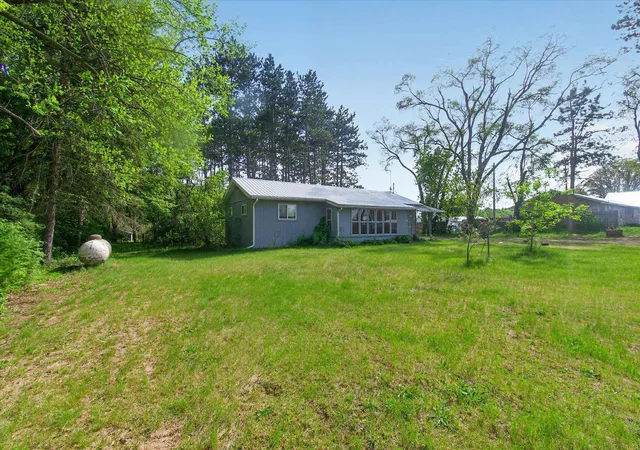Photo 1 of Single family home for sale at 11148 E Howard City Edmore Rd, Riverdale, MI 48877 | MLS# 79080069331 | Listing updated on 2026-08-24