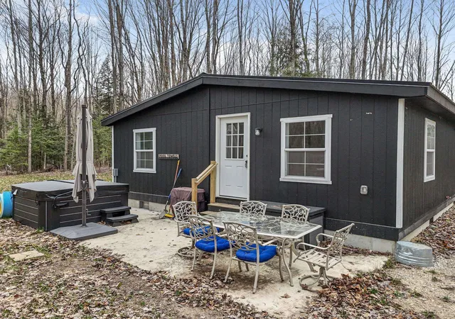 5th image of 568 Ne Plum Valley Rd, Rapid River Township Kalkaska, MI 49659 | MLS# 78080069337