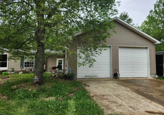 3rd image of 5948 Kniss Rd, Kalkaska, MI 49646 | MLS# 78080069340