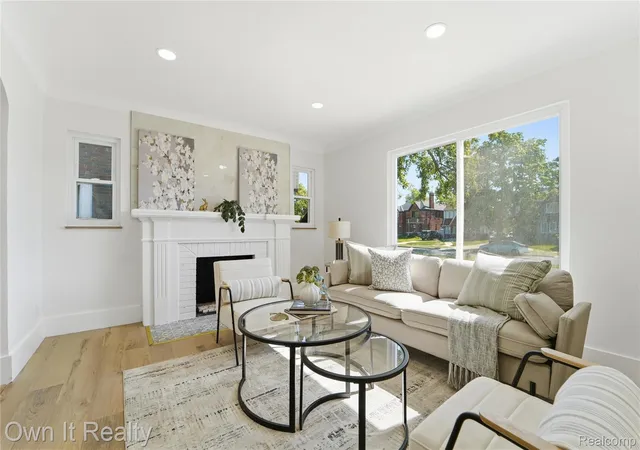 Photo 3 of Single family home for sale at 17127 Santa Barbara Dr, Detroit, MI 48221 | MLS# 20261041989 | Listing updated on 2026-08-24