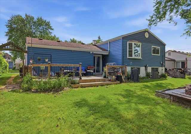 28th image of 2561 Hampton, Oakland Charter Township Oakland, MI 48326 | MLS# 78080069341