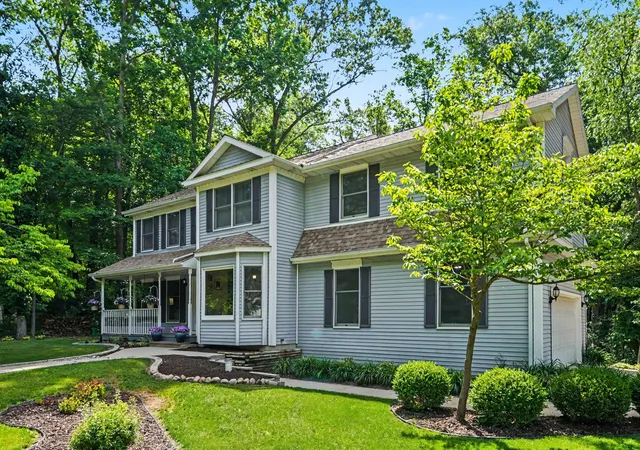 Photo 4 of Single family home for sale at 11261 Bridlewood Trl, Berrien Springs, MI 49103 | MLS# 69026027606 | Listing updated on 2026-09-02