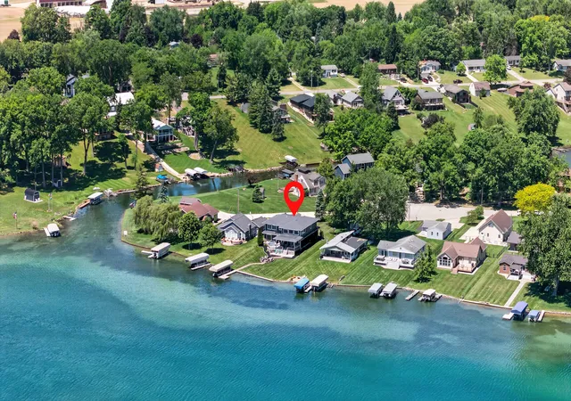 3rd image of 260 Pine Hill Lake Dr, Horton, MI 49246 | MLS# 55026027614
