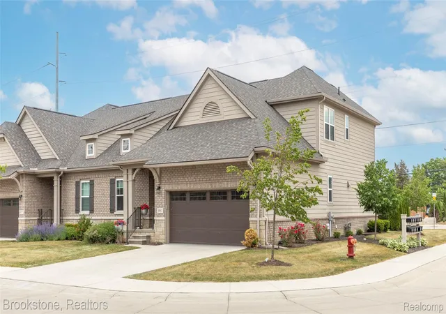 3rd image of 981 Cottage, Troy, MI 48085