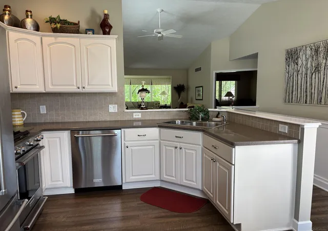 Photo 4 of Condo for sale at 1753 NE Sanderling Ct, Grand Rapids, MI 49505 | MLS# 58050210455 | Listing updated on 2026-06-18