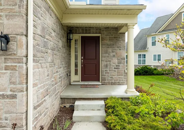 2nd image of 3031 N Spurway Dr, Ann Arbor, MI 48105 | MLS# 81026027636