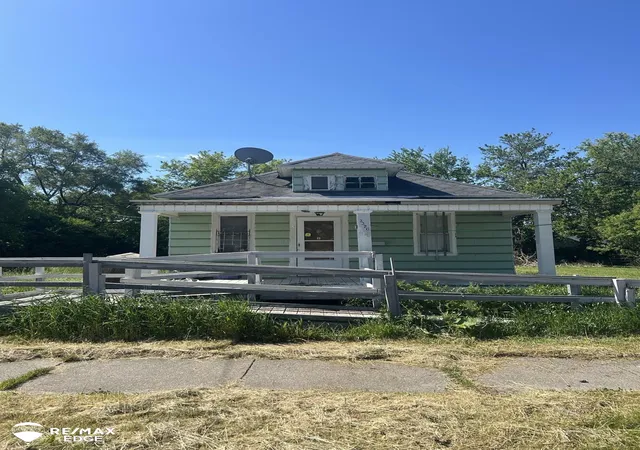 Photo 1 of Single family home for sale at 3326 Ruckle St, Saginaw, MI 48601 | MLS# 5050210465 | Listing updated on 2026-09-06