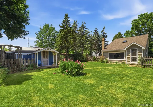 Photo 4 of Single family home for sale at 208 Flushing St, Gaines, MI 48436 | MLS# 20261042077 | Listing updated on 2026-06-12