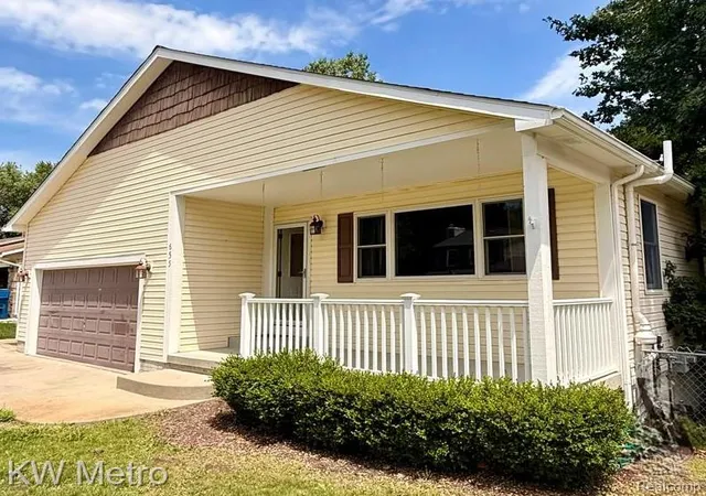 1st image of 655 Sherry Dr, Lake Orion, MI 48362 | MLS# 20261042081