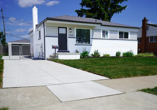 Photo 1 of Sale Pending at 17949 S Wind Dr, Fraser, MI 48026 | MLS# 20261042082 | Listing updated on 2026-06-14