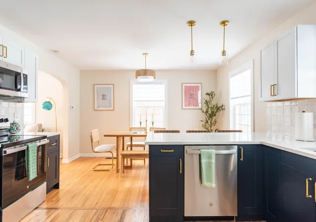 Photo 3 of Multi family home for sale at 908 Spring St, Ann Arbor, MI 48103 | MLS# 81026027670 | Listing updated on 2026-08-24
