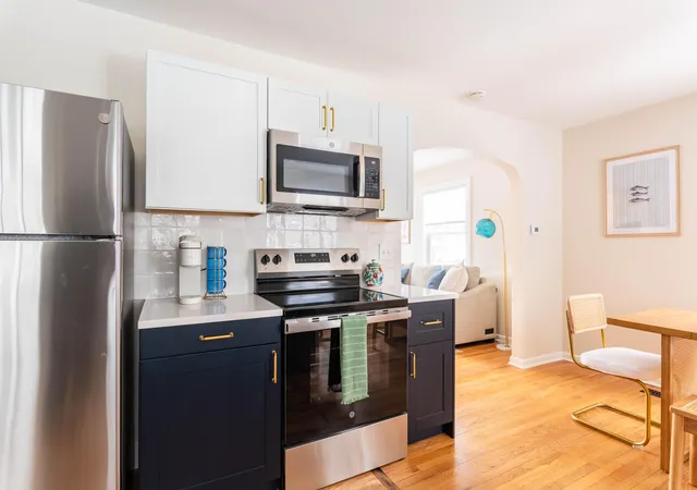 Photo 4 of Multi family home for sale at 908 Spring St, Ann Arbor, MI 48103 | MLS# 81026027670 | Listing updated on 2026-08-24