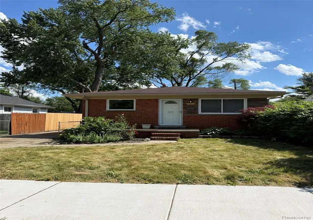 Photo 1 of Single family home for sale at 1512 E Jarvis Ave, Hazel Park, MI 48030 | MLS# 20261042109 | Listing updated on 2026-06-08