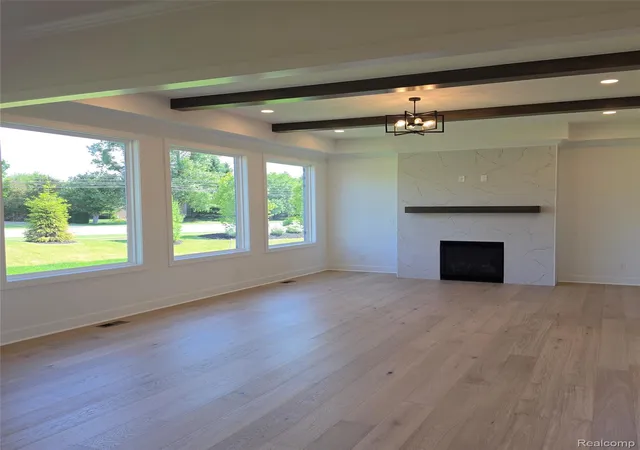 5th image of 7338 Brys Dr, Shelby Charter Township Macomb, MI 48316 | MLS# 20261042119