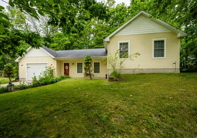 Homes for sale in Hagar Township Berrien, MI | 6278 Harrison St, Hagar Township Berrien, MI 49038 | MLS# 69026027678