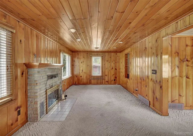2nd image of 4901 Pointe Tremble Rd, Algonac, MI 48001 | MLS# 20261042139