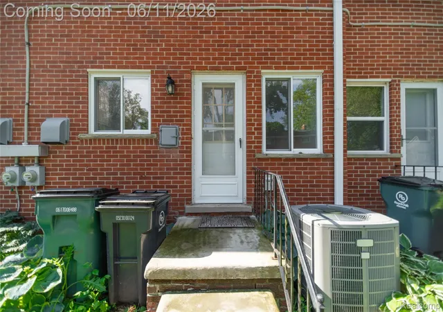 Photo 19 of Condo for sale at 502 W Houstonia Ave, Royal Oak, MI 48073 | MLS# 20261042164 | Listing updated on 2026-09-12