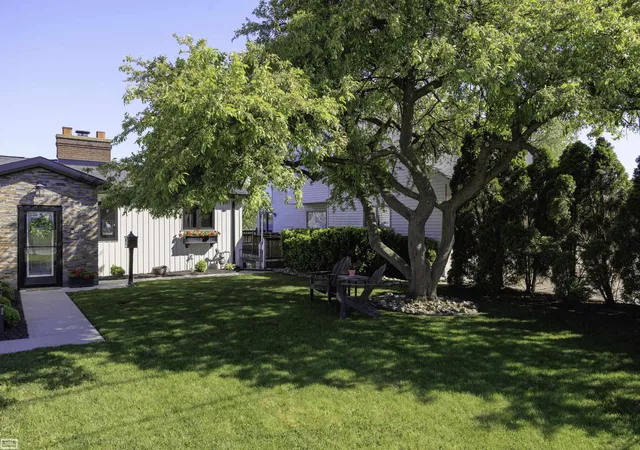 2nd image of 2970 Military St, Port Huron, MI 48060 | MLS# 58050210496