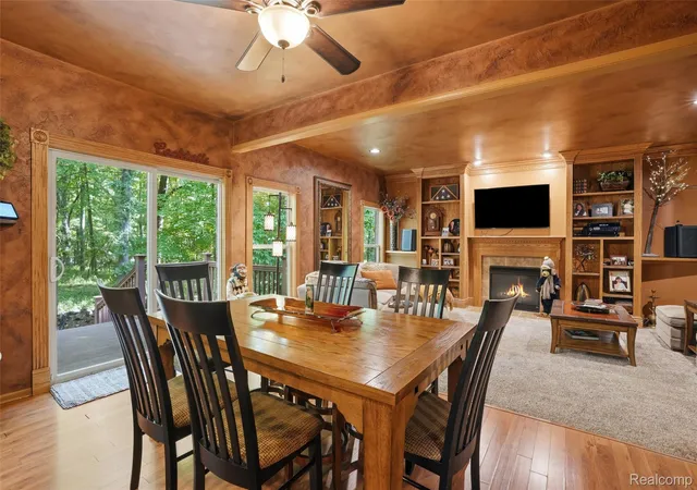 Photo 4 of Single family home for sale at 2790 Pine Blfs Ct, Highland, MI 48357 | MLS# 20261042196 | Listing updated on 2026-08-26