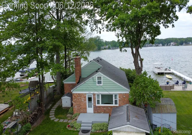 Photo 1 of Sale Pending at 8691 Cooley Lake Rd, Commerce Township, MI 48382 | MLS# 20261042205 | Listing updated on 2026-07-24