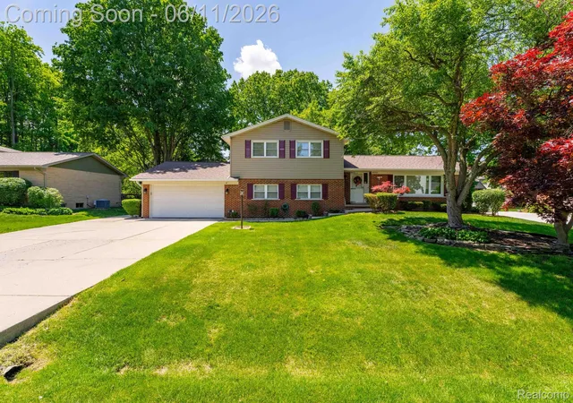 2nd image of 36521 Gloucester Dr, Clinton Charter Township Macomb, MI 48035 | MLS# 20261042212
