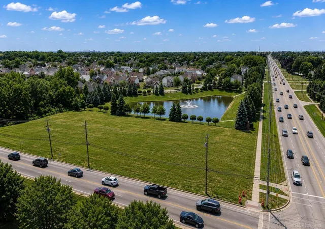 1st image of 15170 15 Mile Rd, Sterling Heights, MI 48312 | MLS# 58050210516