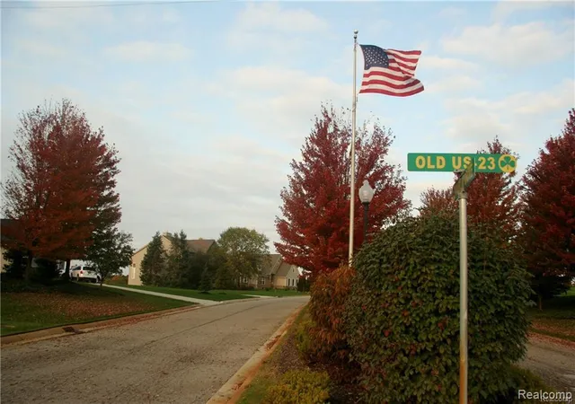 Photo 4 of Land for sale at 20 Tipperary Trl, Fenton, MI 48430 | MLS# 20261042227 | Listing updated on 2026-06-08