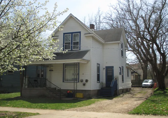 Photo 1 of Multi family home for sale at 617 Forest St, Kalamazoo, MI 49008 | MLS# 66026027737 | Listing updated on 2026-06-08