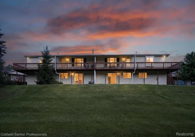 Homes for sale in Mundy Township Genesee, MI | 9533 Overlook Ct, Mundy Township Genesee, MI 48439 | MLS# 20261042248